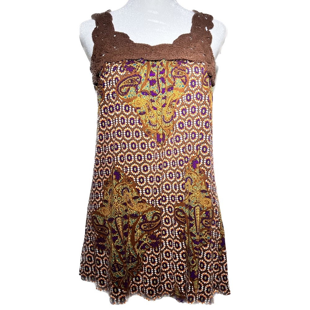 Delias Flowy Crochet Top